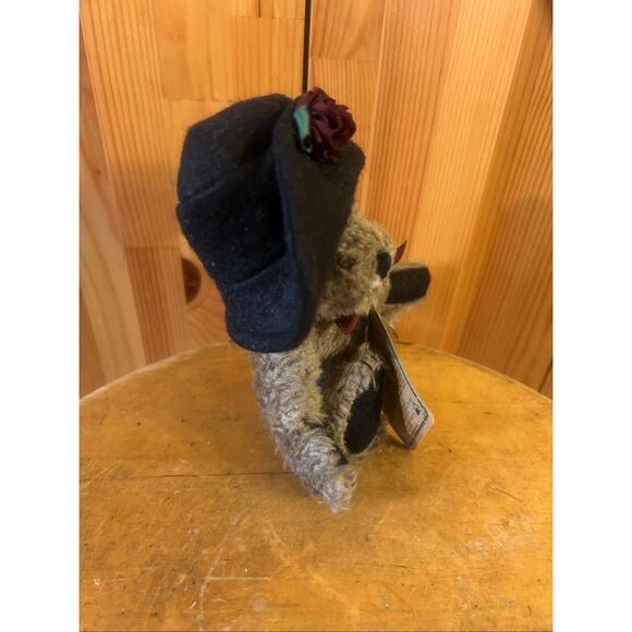 Vintage Plush Boyd Bear With Black Hat With Rose Flower.(5819) - Picture 4 of 7